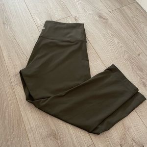 Lululemon Cropped Legging | Size 12 with 22” Inseam